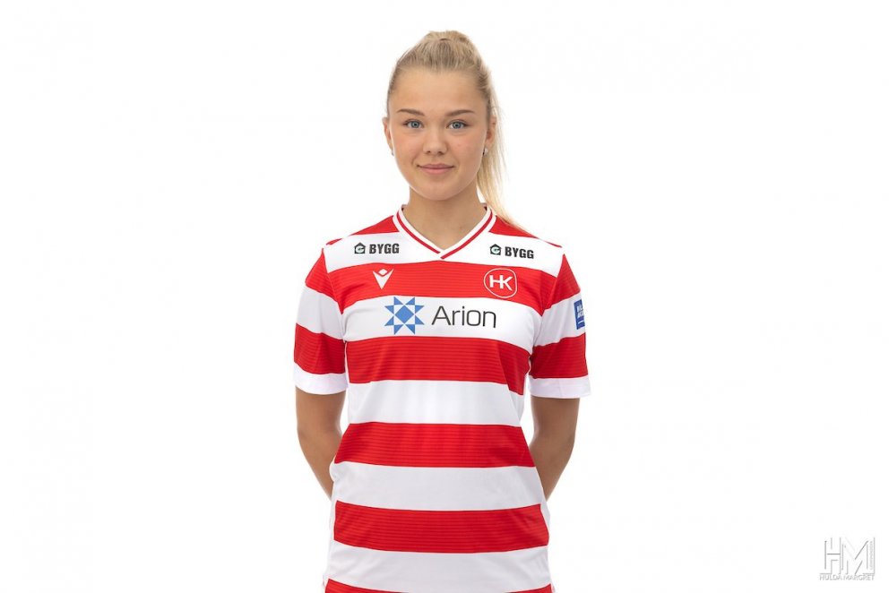 Henríetta Ágústsdóttir framlengir við HK