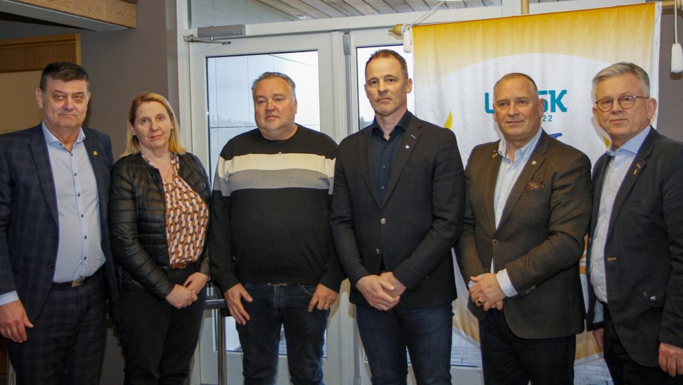 Alexander og Björg sæmd silfurmerki ÍSÍ