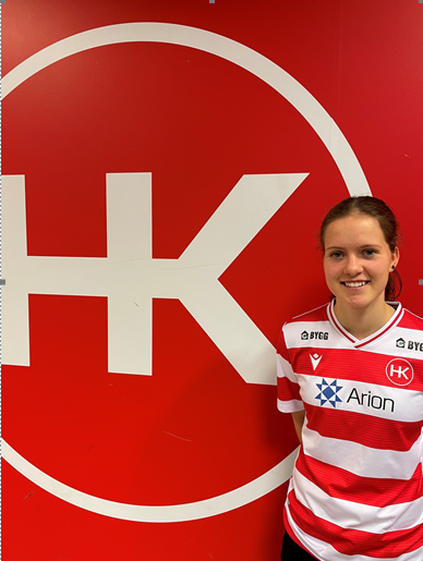 Ragnhildur Sóley skrifar undir samning við HK