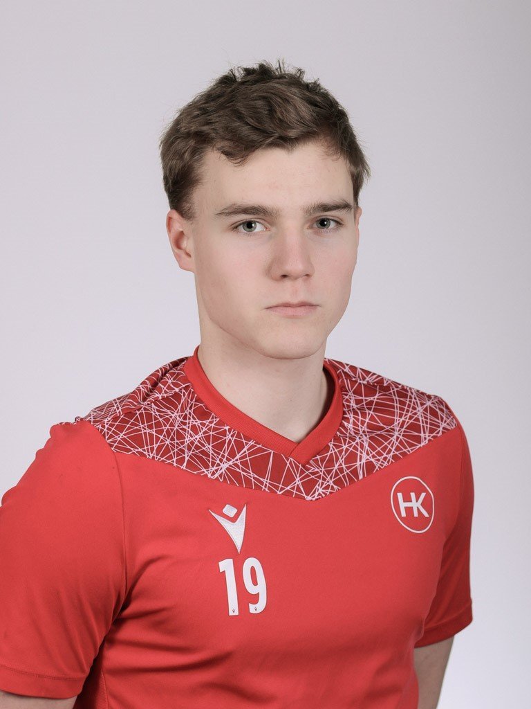 Kristján Pétur framlengir