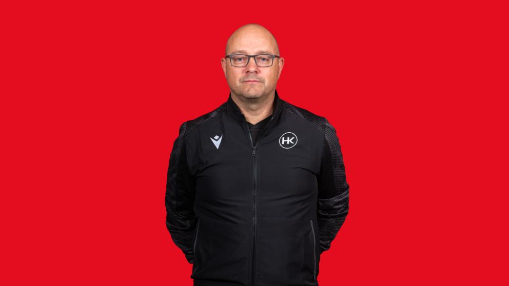 Samúel lætur af störfum