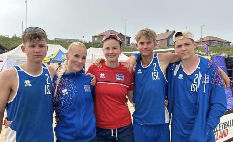 HK ungmenni í U-liði Íslands í blaki