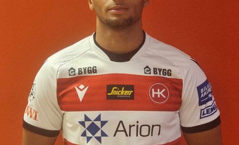 Tareq Shihab í hlýjuna.