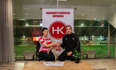 Isabella Eva hefur framlengt samning sinn út árið 2025.