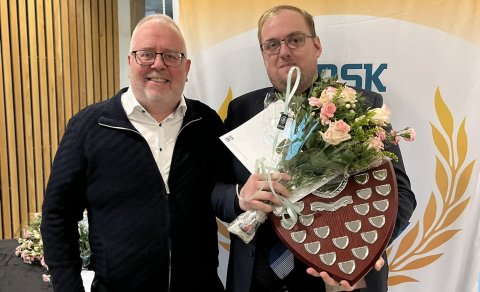 Sigurjón Sigurðsson, í varastjórn UMSK og Sigurður Viðarsson, sem hlaut félagsmálaskjöld UMSK