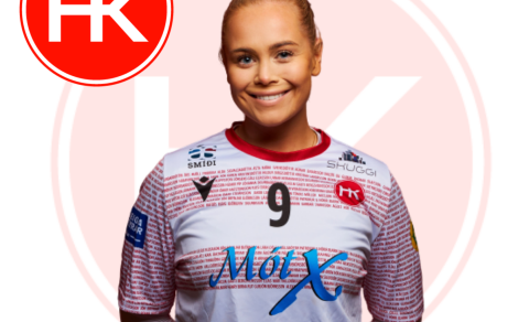 Karen spilar áfram með HK
